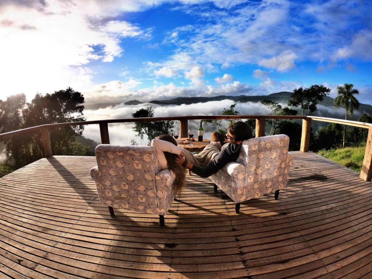Morro Do Vento * Picada Cafe
